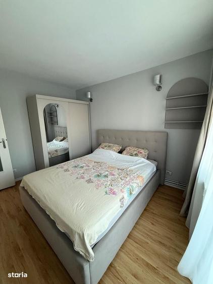 Apartament cu 4 camere decomandat în Tomis III