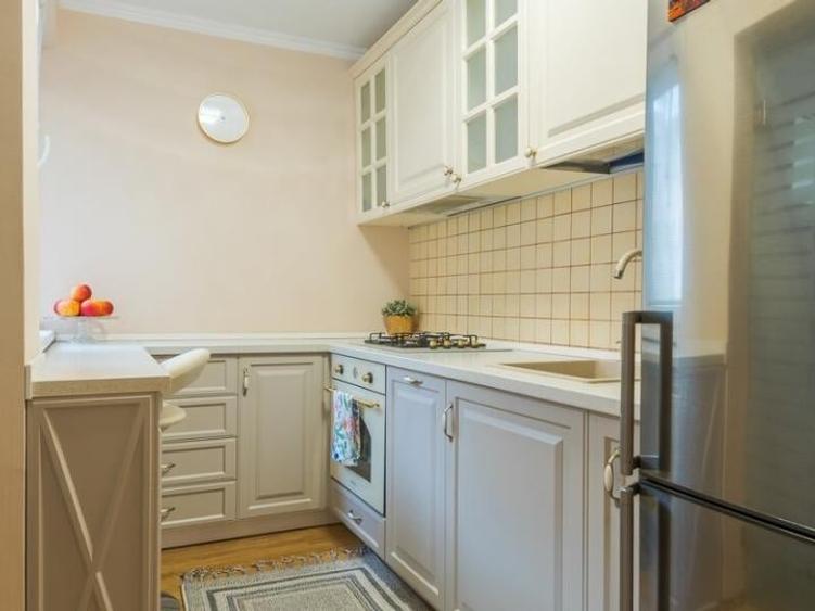 Apartament cu 3 camere decomandat în Universitate