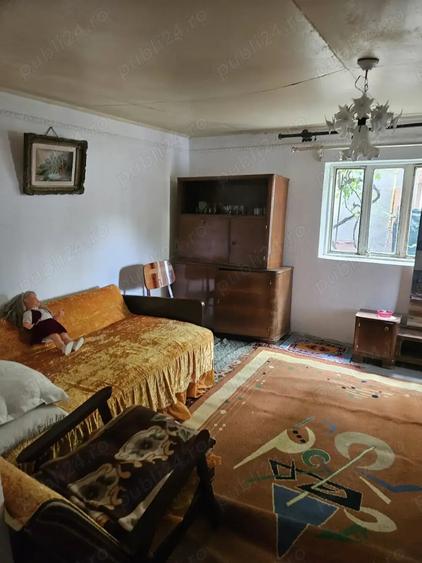 Casă cu 5 camere în Potoceni