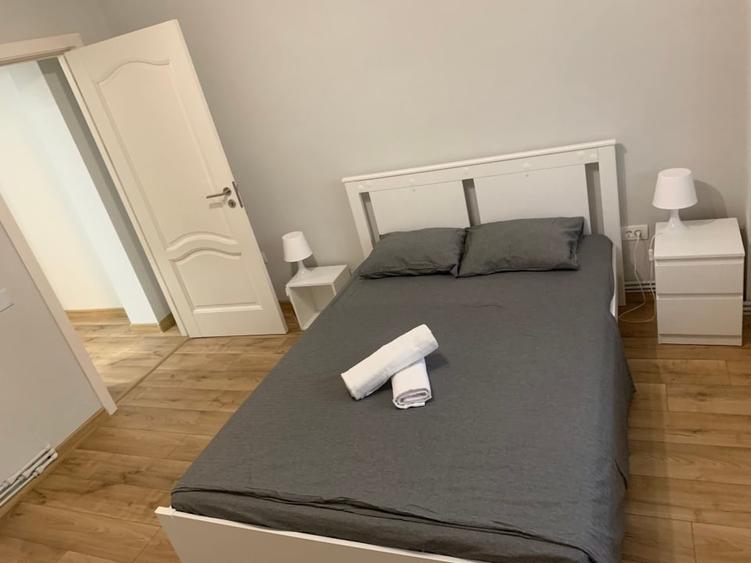 Apartament cu 2 camere decomandat, mobilat în Faleza Nord