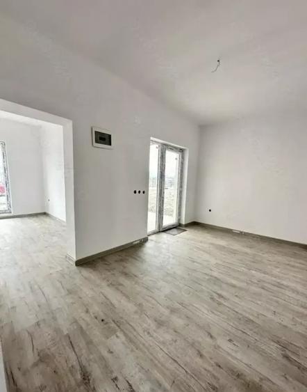 Casă individuală cu 4 camere cu Teren 600 Mp în Hărman