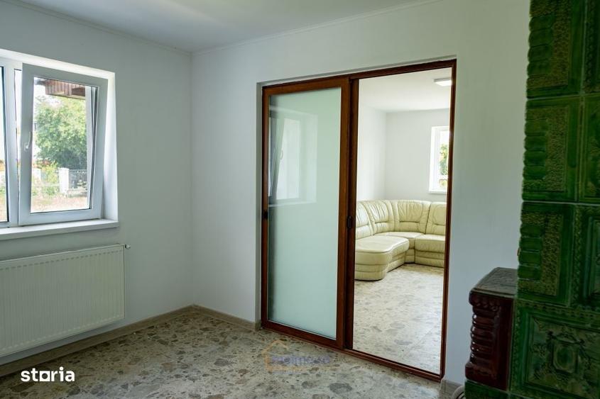 Casă cu 4 camere în Valea Arinilor