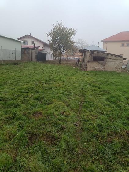 Teren de 2213 mp, în Florești