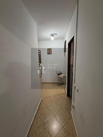 Apartament cu 2 camere decomandat, mobilat în Sălaj