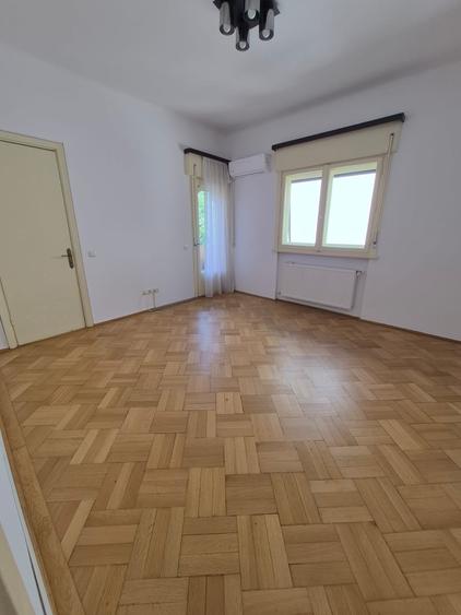 Duplex cu 9 camere cu Teren 100 Mp în Dorobanți