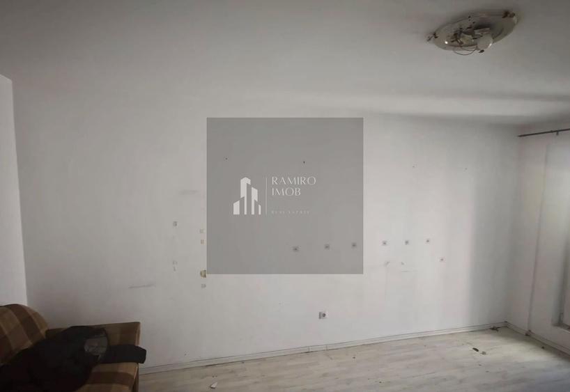 Garsonieră decomandată în Sălăjan