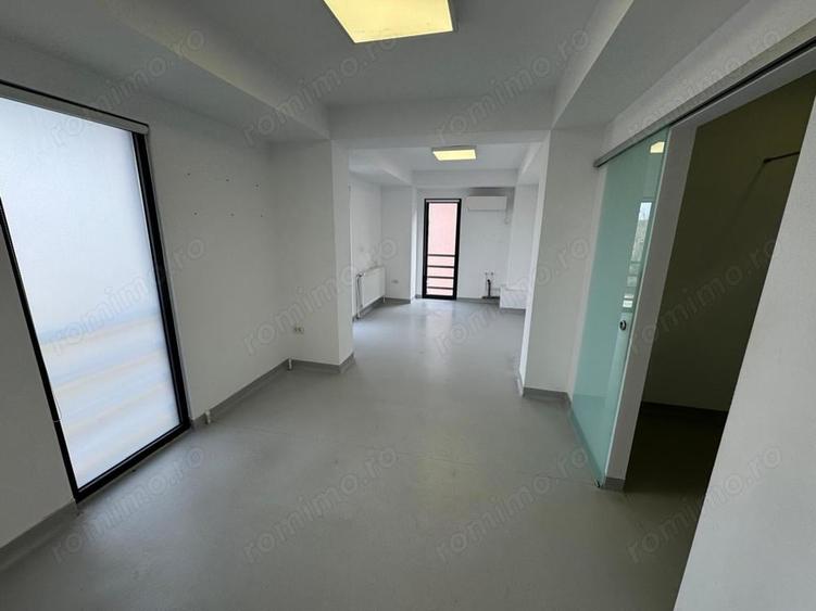Spațiu comercial, de 220 mp, în Dumbrăvița