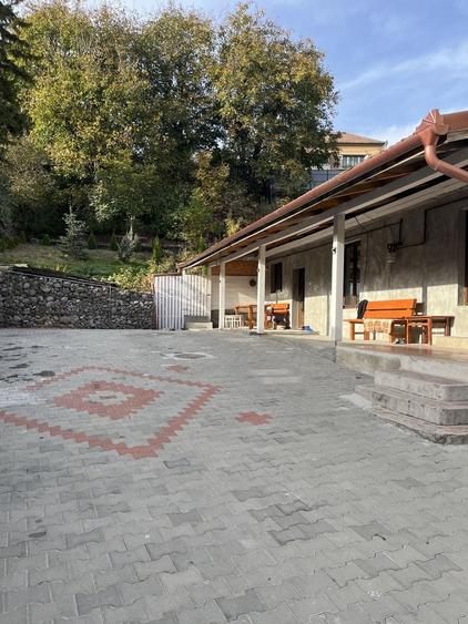 Casă cu 4 camere în Iernuțeni