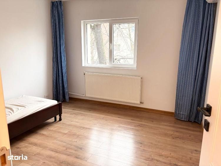 Apartament cu 3 camere, mobilat în Băneasa