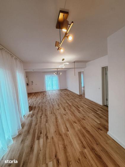 Casă cu 4 camere cu Teren 500 Mp în Baciu