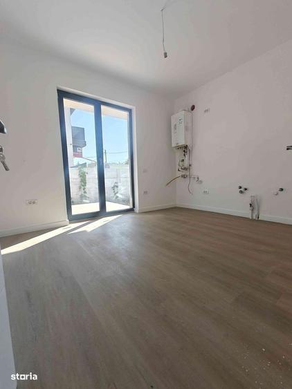 Casă cu 4 camere cu Teren 210 Mp în Drumul Taberei