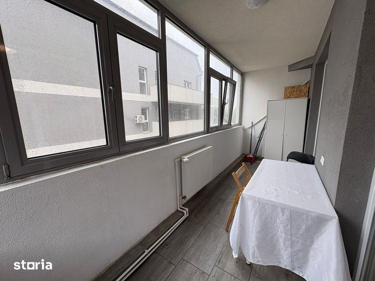 Apartament cu 2 camere semidecomandat, mobilat în Vitan