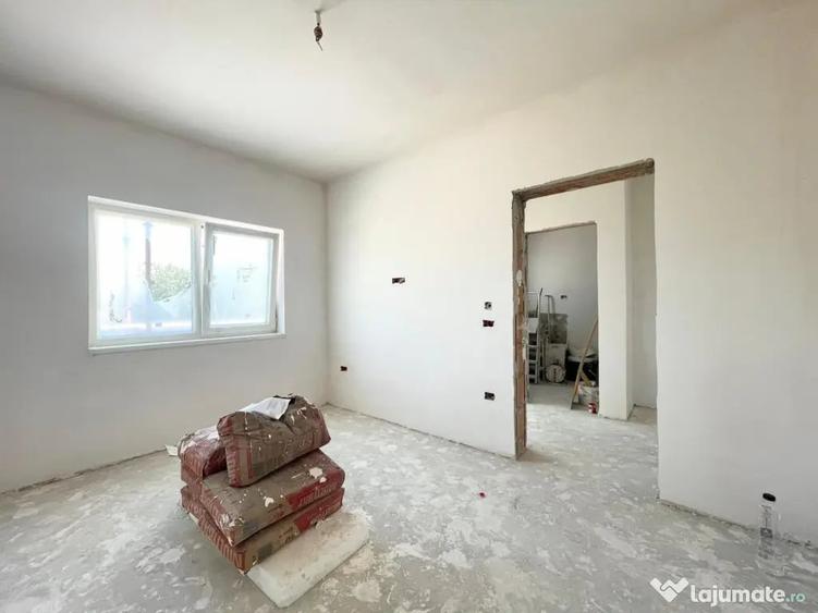 Casă cu 3 camere cu Teren 334 Mp în Urseni