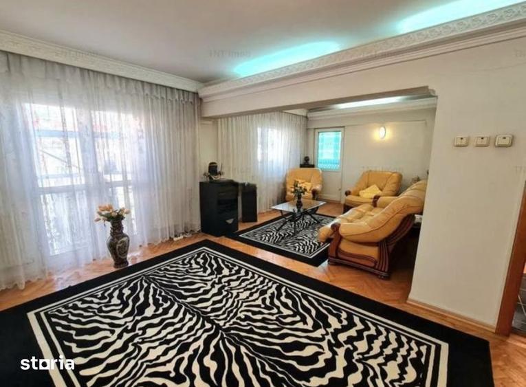 Apartament cu 5 camere decomandat, mobilat în Militari