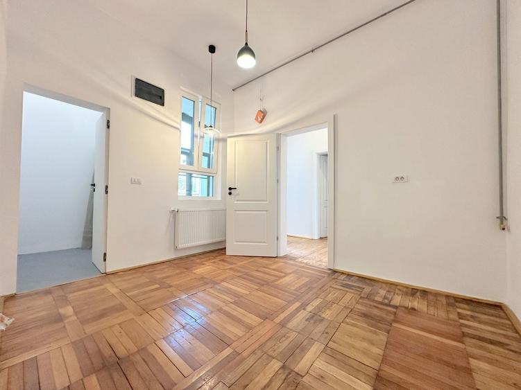 Apartament cu 3 camere decomandat în Bălcescu