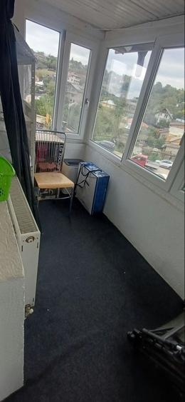 Apartament cu 3 camere decomandat în Valea Lupului