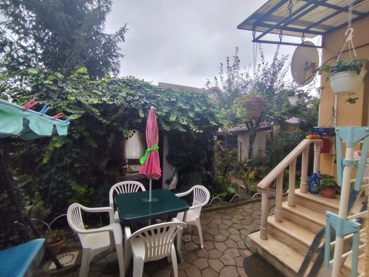 Duplex cu 4 camere cu Canalizare în Cetate