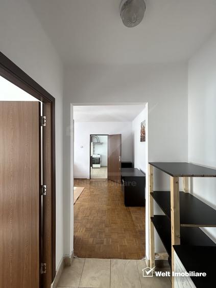 Apartament cu 2 camere semidecomandat, mobilat în Central