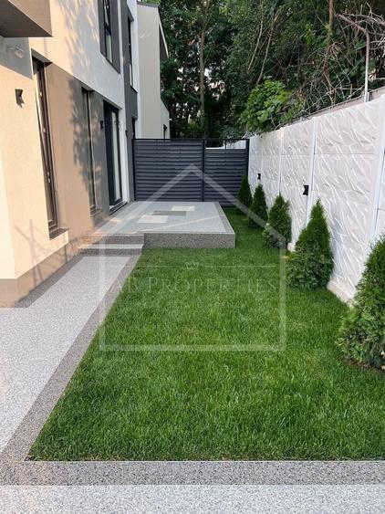 Duplex cu 4 camere cu Canalizare în Străulești