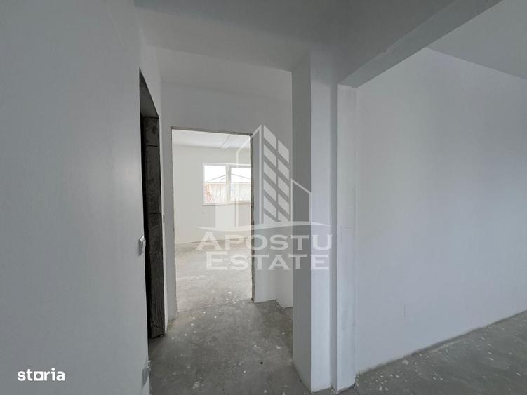 Casă cu 4 camere în Ghiroda