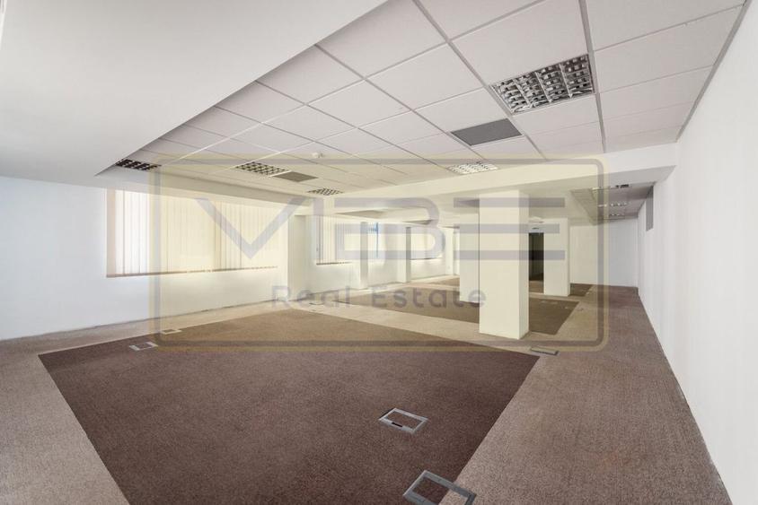 Spațiu comercial, de 850 mp, în Tudor Vladimirescu