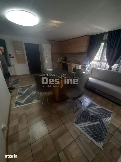 Casă cu 5 camere cu Teren 1675 Mp în Pestișu Mic