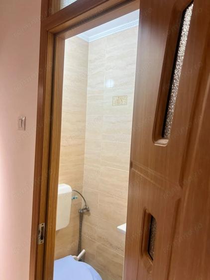 Apartament cu 3 camere decomandat, mobilat în Apusului