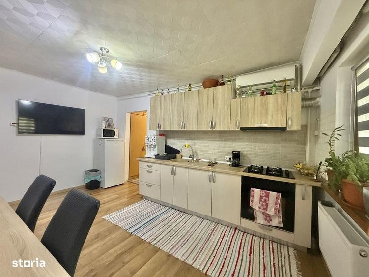 Apartament 2 camere, decomandat, mobilat/utilat, zona Soarelui - 2