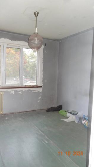 Apartament cu 3 camere semidecomandat în Theodor Pallady