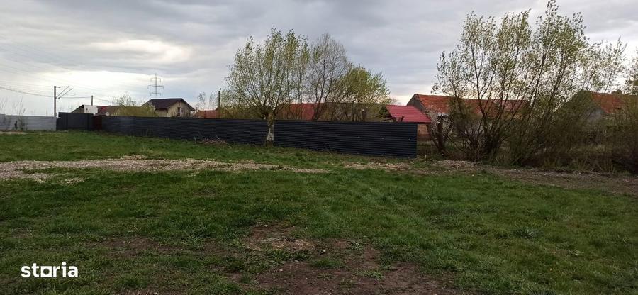 Teren intravilan-cu ceas de curent-380W,apa,canalizare,gaz. - 1