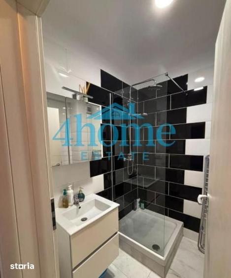 Apartament cu 3 camere în Tineretului