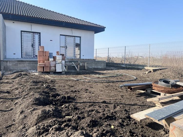 Duplex cu 3 camere cu Teren 277 Mp în Săcălaz