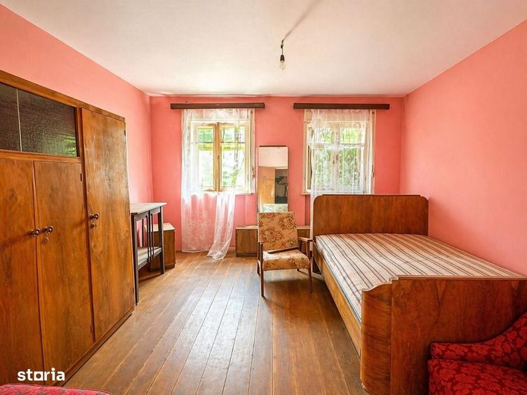 Casă cu 3 camere cu Teren 1082 Mp în Central
