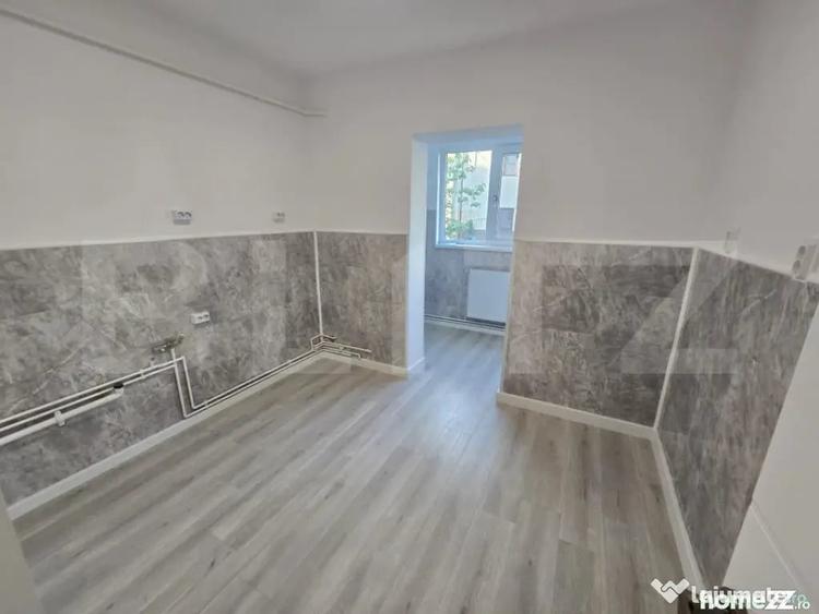 Apartament cu 3 camere decomandat în Sud