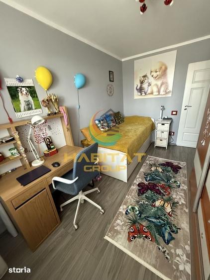 Apartament cu 4 camere semidecomandat în Titan