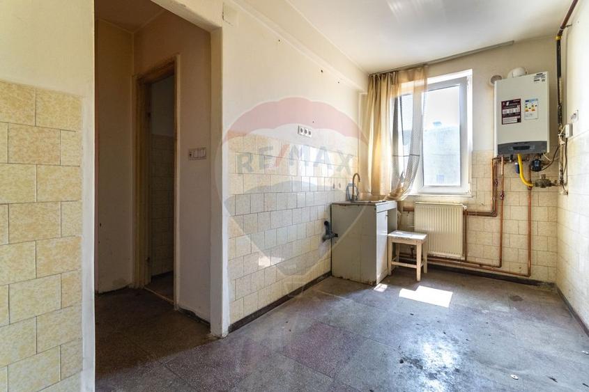 Apartament cu 2 camere semidecomandat în Central