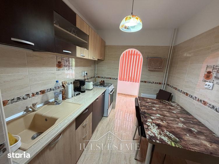 Apartament cu 3 camere în Republicii