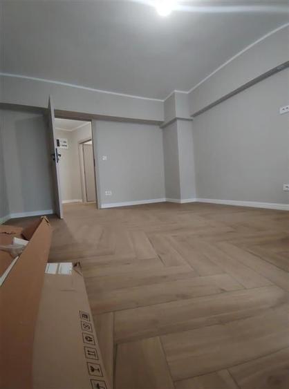 Apartament cu 3 camere decomandat în Zimbru