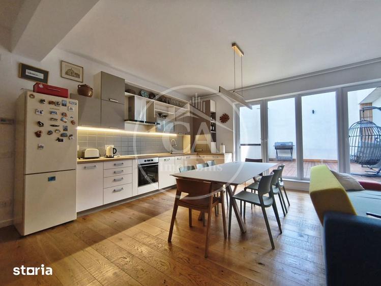 Apartament cu 4 camere decomandat în Centru Civic