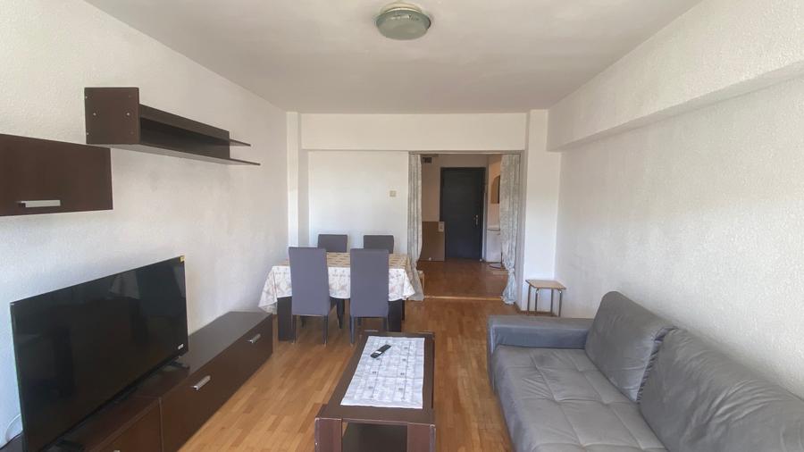 Apartament cu 3 camere decomandat, mobilat în Unirii