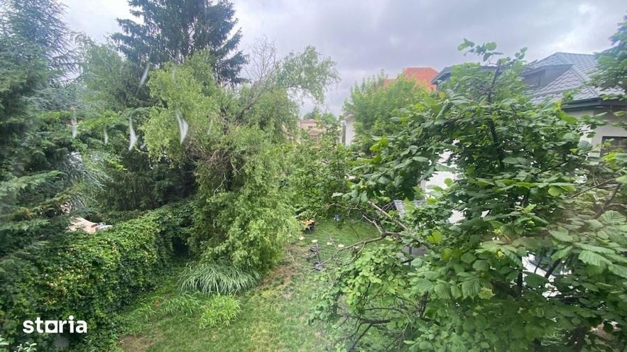 Apartament cu 3 camere decomandat în Domenii