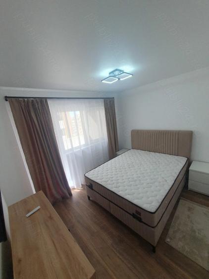 Berceni metrou studio biruintei 81 pasarela - 1