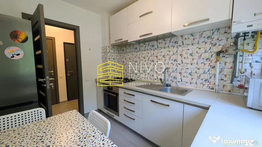 Apartament cu 2 camere decomandat în Cornișa