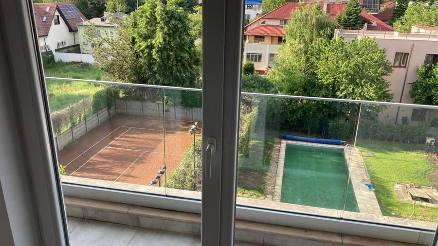Apartament cu 2 camere decomandat în Pipera