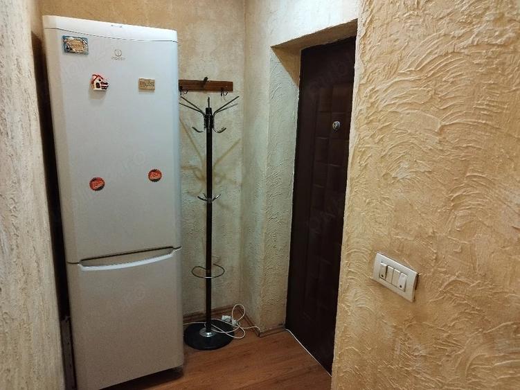 Apartament cu 2 camere decomandat în UTA