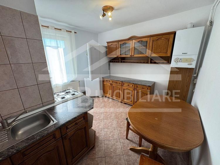 Apartament cu 2 camere decomandat, mobilat în Pandurilor