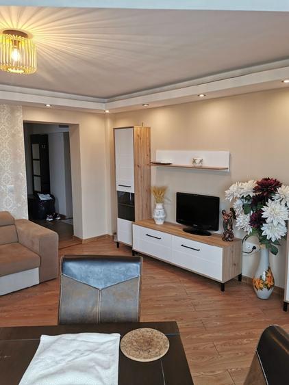 Apartament cu 2 camere decomandat în Târgoviște