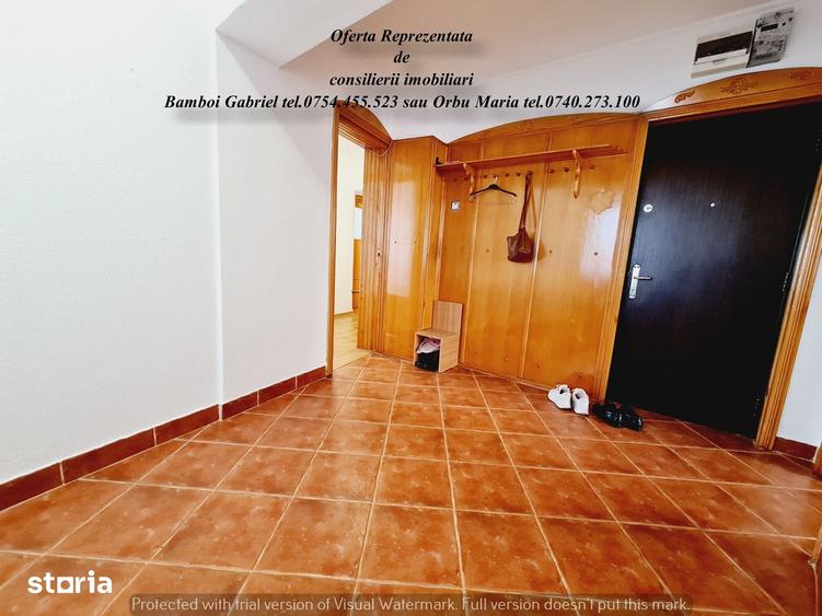 Apartament cu 4 camere decomandat în Piața Unirii