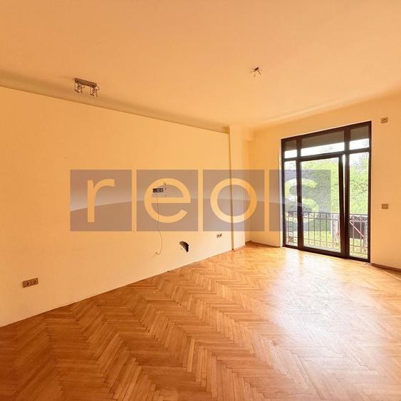 Apartament cu 4 camere în Ultracentral