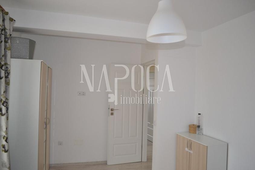 Duplex cu 4 camere cu Canalizare în Florești
